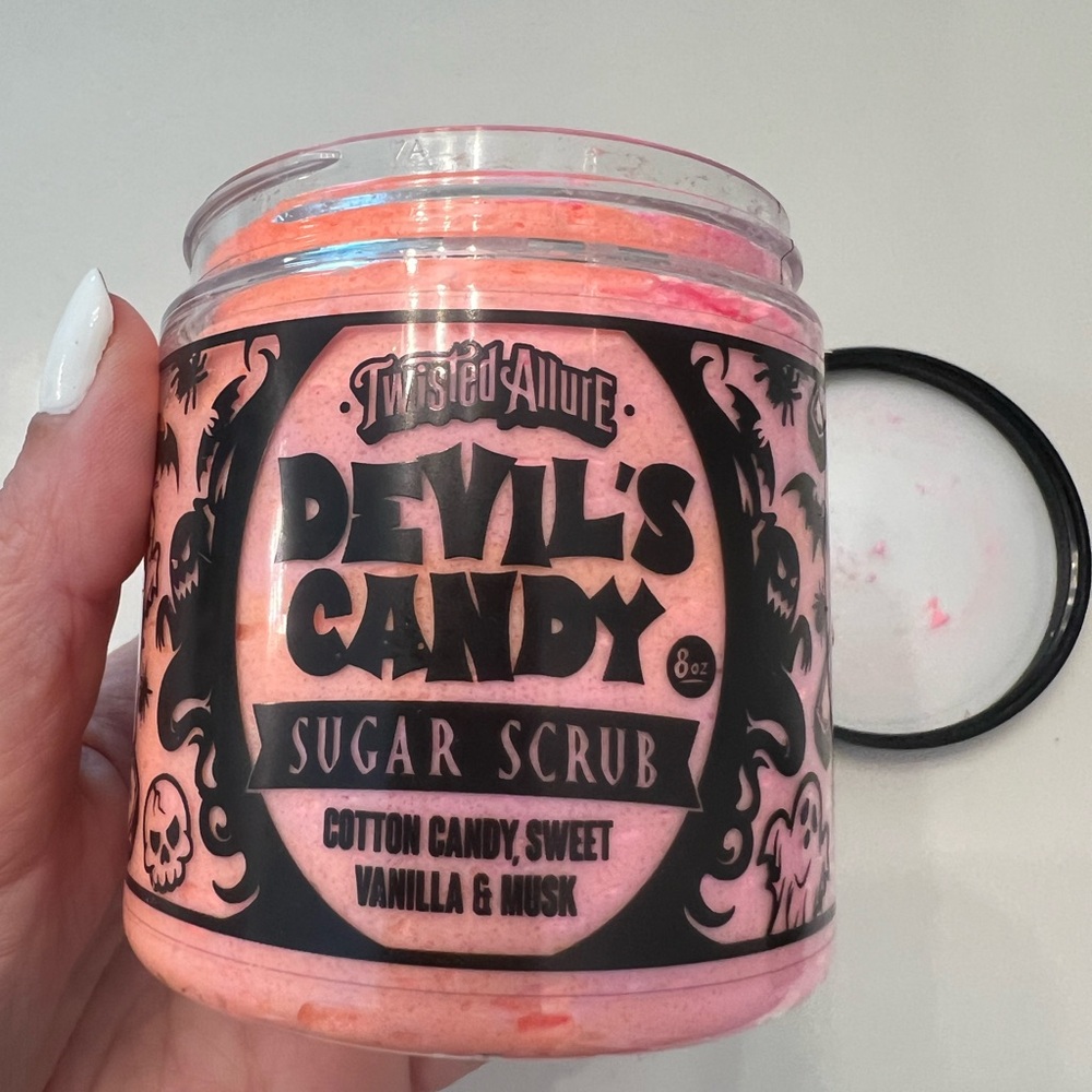 Twisted Allure Devil's Candy Sugar Scrub NEW